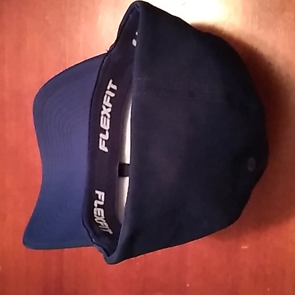 Hat - Picture 5 of 14